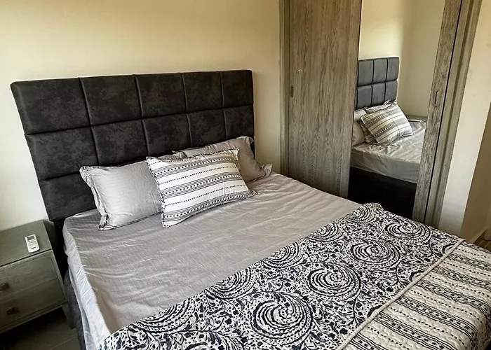 غرفتين و روف في بلومار السخنة Apartment *
